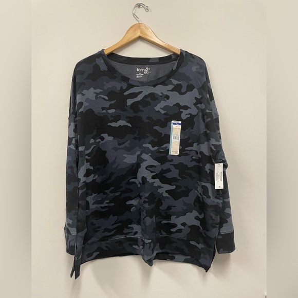Terra & Sy 3X Black Camo Crewneck Lightweight Sweatshirt. NWT - Picture 1 of 4